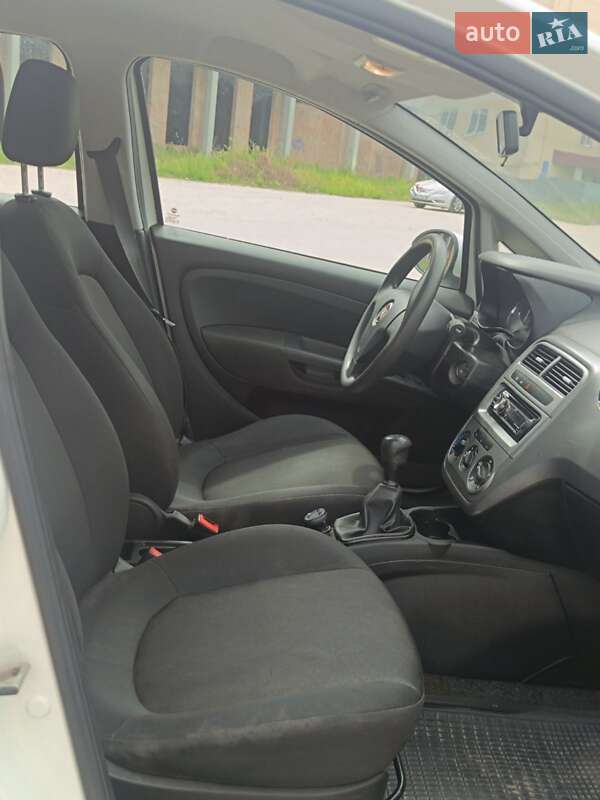 Хетчбек Fiat Grande Punto 2012 в Тернополі