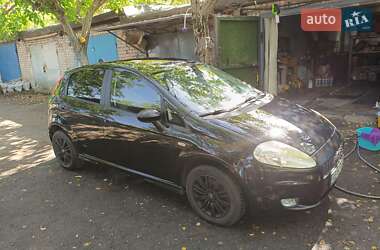Хэтчбек Fiat Grande Punto 2006 в 