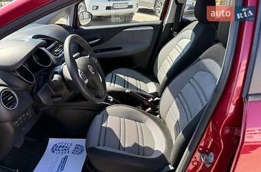 Хэтчбек Fiat Grande Punto 2011 в 