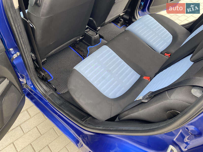 Хэтчбек Fiat Grande Punto 2007 в Мукачево фото 15 Хэтчбек Fiat Grande Punto 2007 в Мукачево