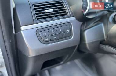 Хетчбек Fiat Grande Punto 2012 в 