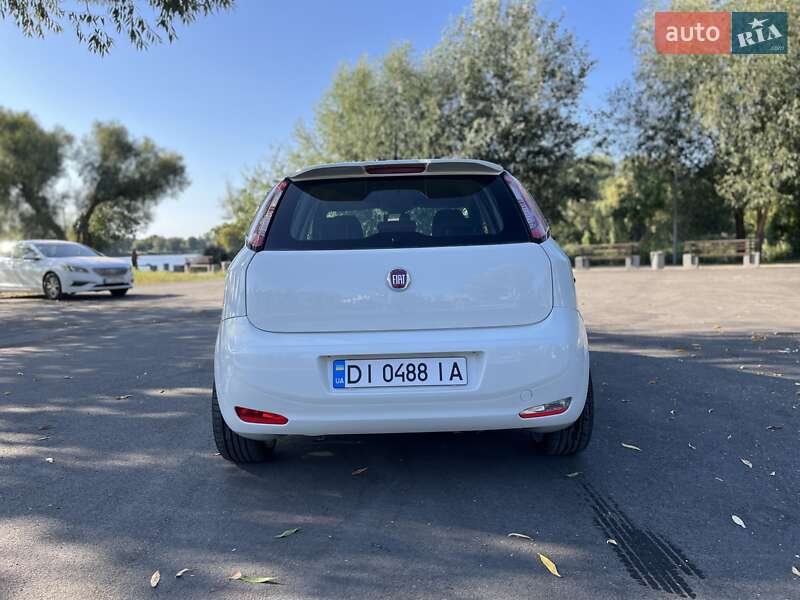 Хэтчбек Fiat Grande Punto 2012 в Белой Церкви