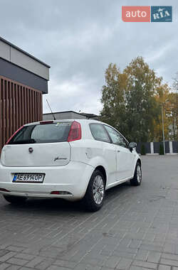 Хетчбек Fiat Grande Punto 2008 в  фото 3 Хетчбек Fiat Grande Punto 2008 в