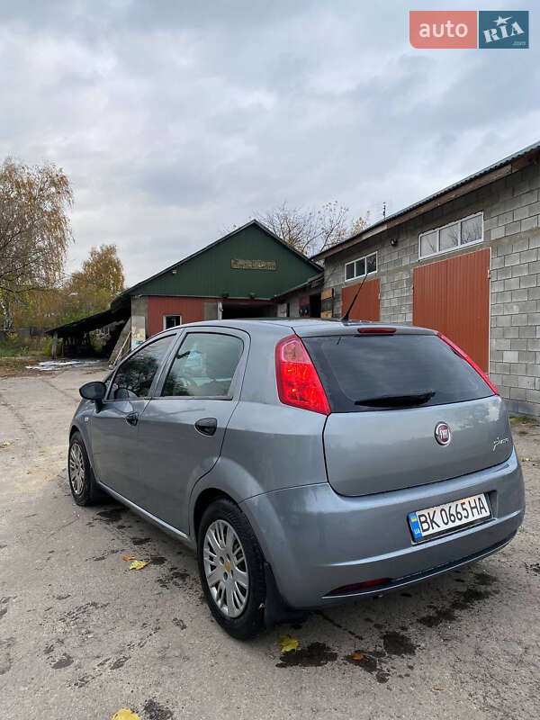 Хэтчбек Fiat Grande Punto 2010 в Березному фото 7 Хэтчбек Fiat Grande Punto 2010 в Березному