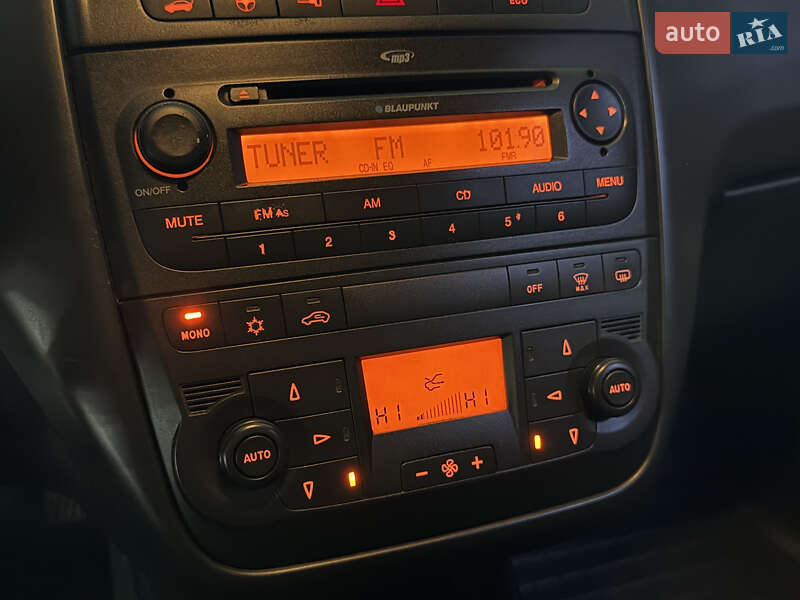 Хэтчбек Fiat Grande Punto 2008 в Киеве фото 14 Хэтчбек Fiat Grande Punto 2008 в Киеве