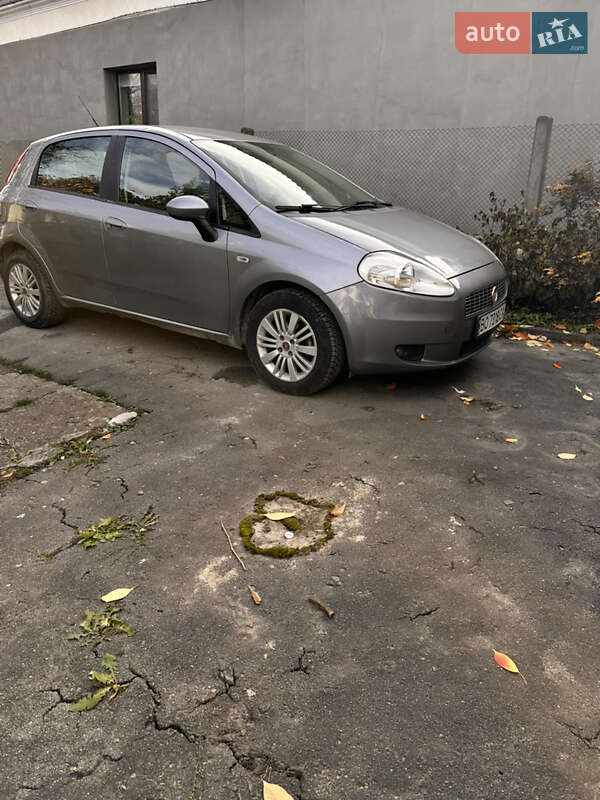 Хэтчбек Fiat Grande Punto 2007 в Тернополе фото 2 Хэтчбек Fiat Grande Punto 2007 в Тернополе