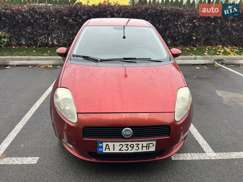 Хэтчбек Fiat Grande Punto 2007 в Софиевской Борщаговке