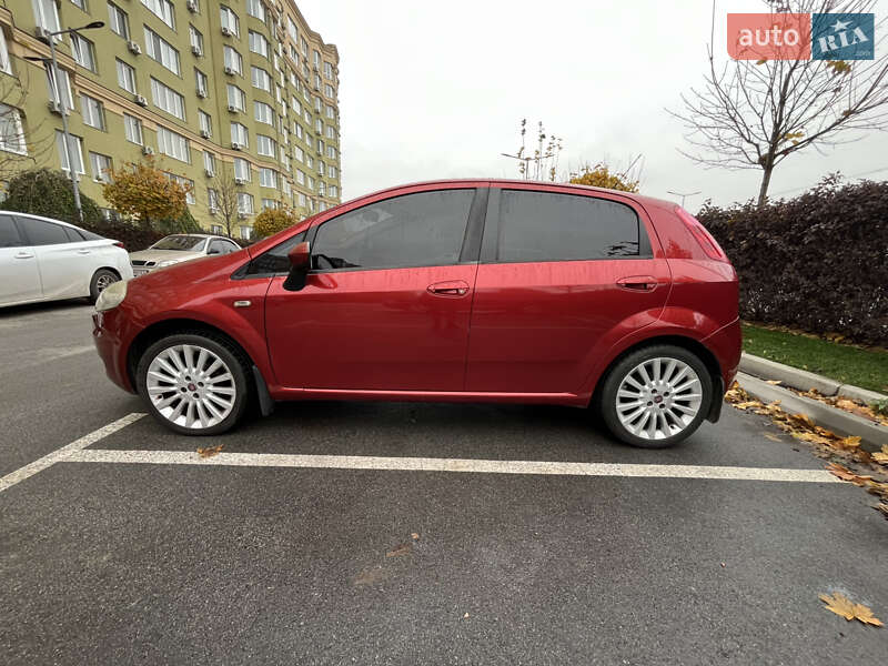 Хэтчбек Fiat Grande Punto 2007 в Софиевской Борщаговке