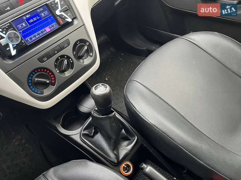 Хетчбек Fiat Grande Punto 2012 в Києві фото 11 Хетчбек Fiat Grande Punto 2012 в Києві