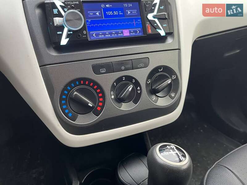 Хетчбек Fiat Grande Punto 2012 в Києві фото 21 Хетчбек Fiat Grande Punto 2012 в Києві