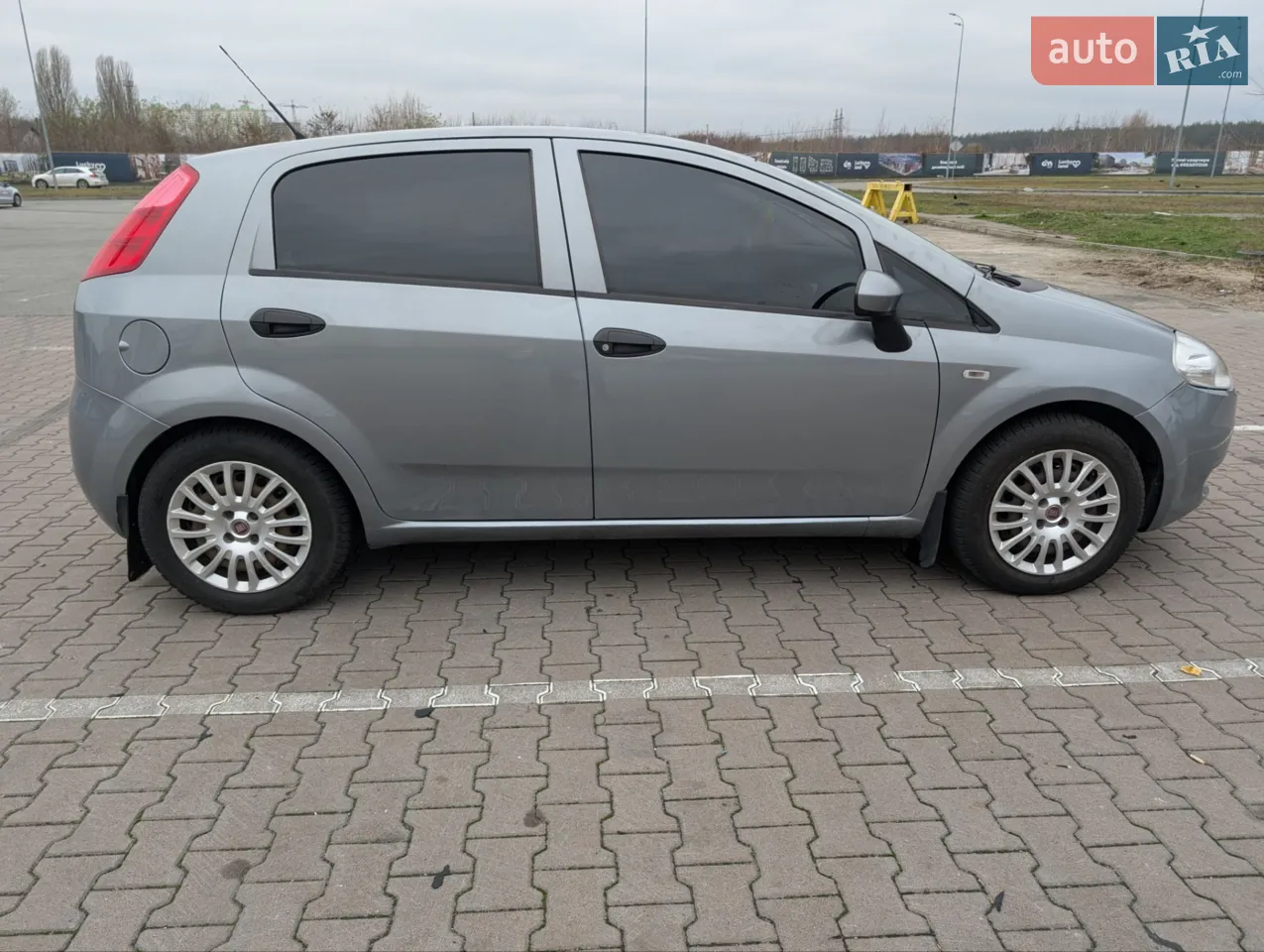 2010 Fiat Punto - мініатюра 4