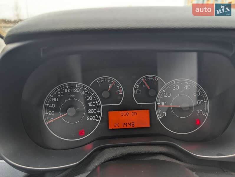 Хетчбек Fiat Grande Punto 2011 в Києві