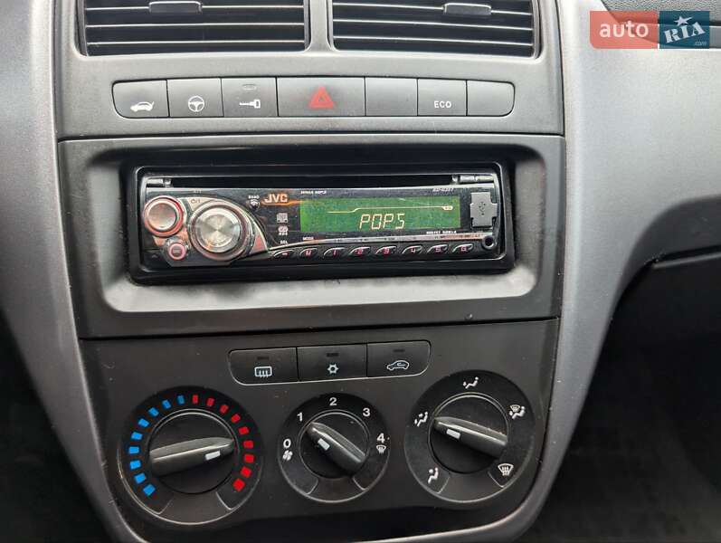 Хетчбек Fiat Grande Punto 2011 в Києві