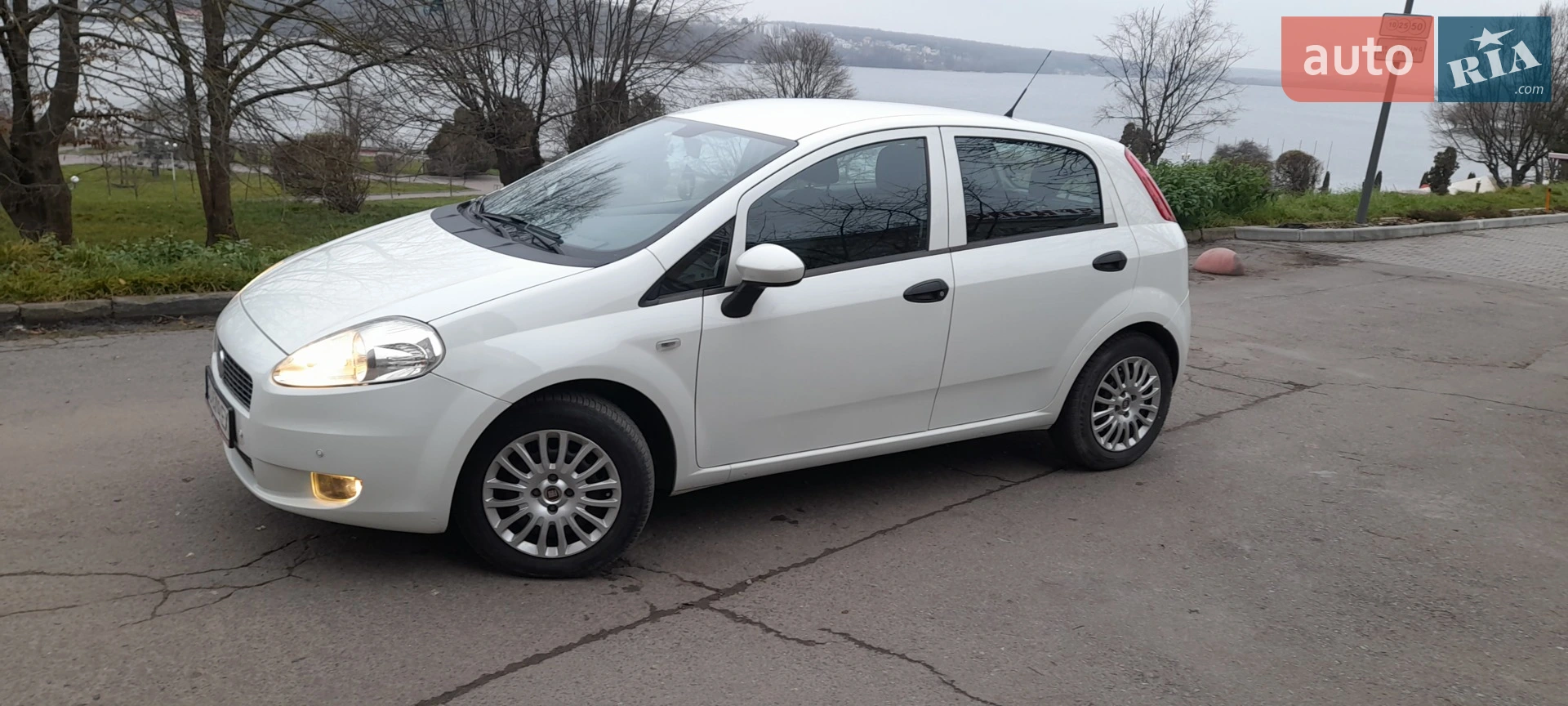 2011 Fiat Punto - мініатюра 28