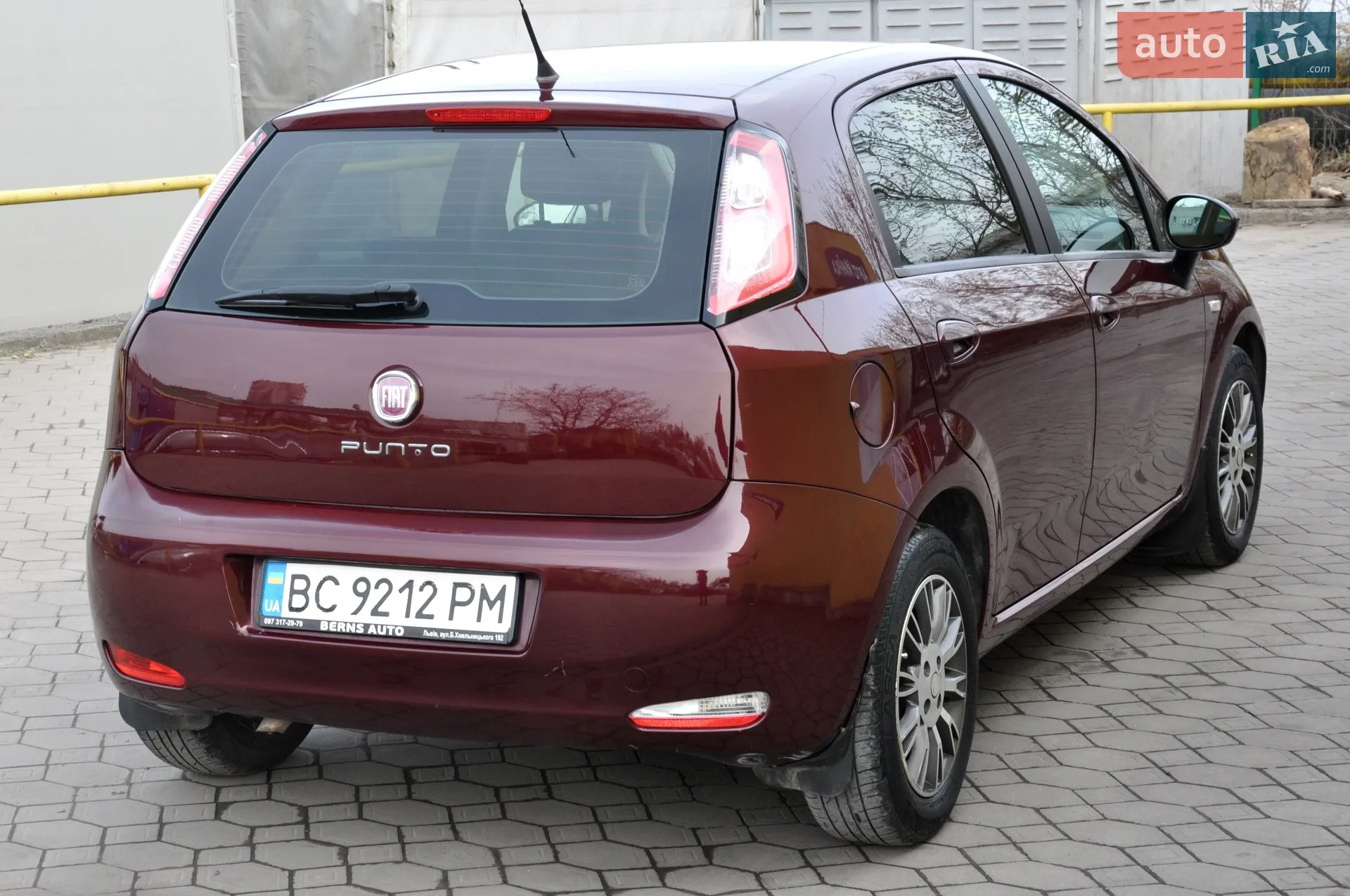 2012 Fiat Punto - мініатюра 8