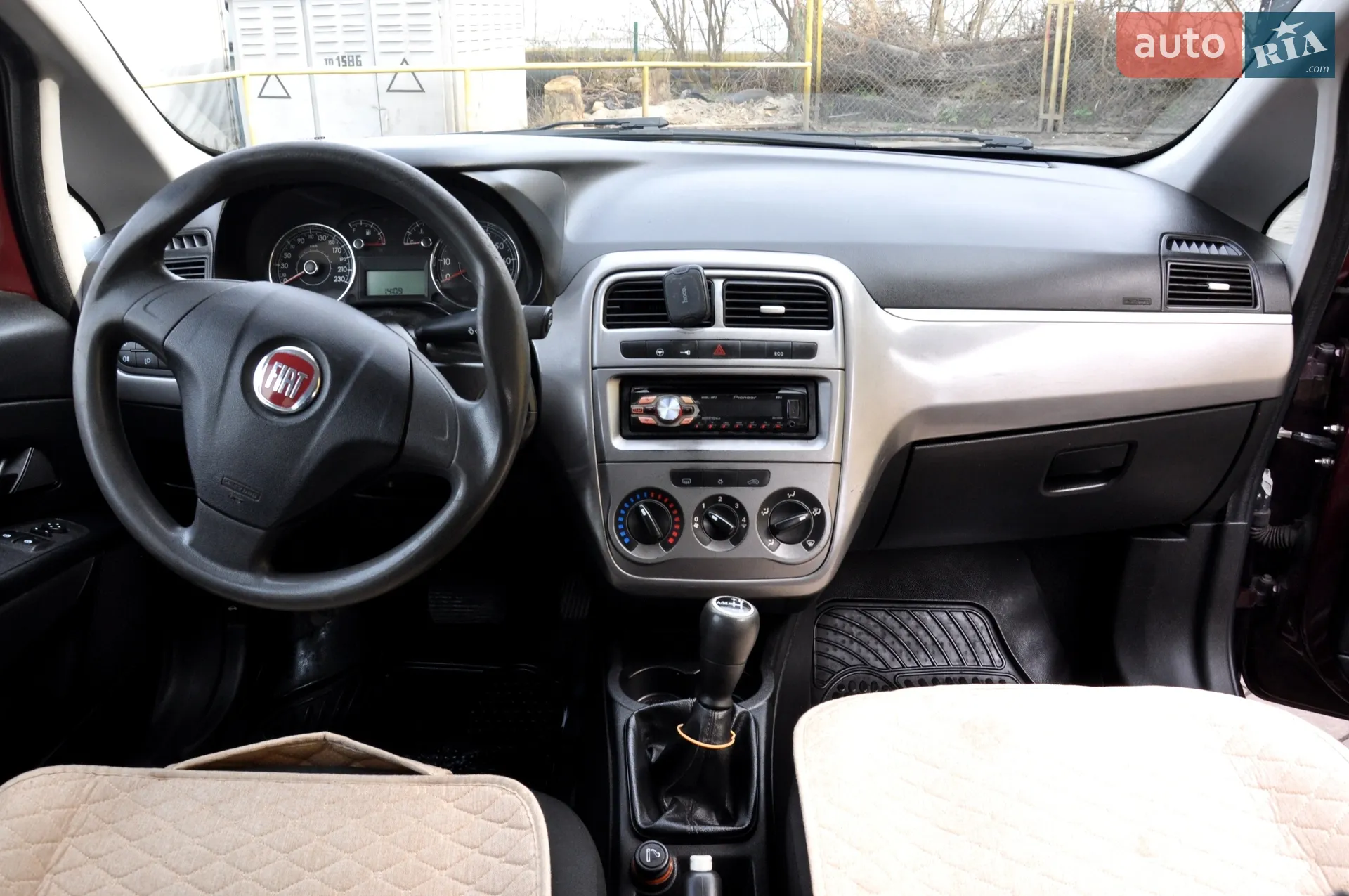 2012 Fiat Punto - мініатюра 24