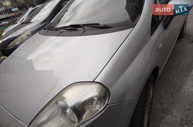Хэтчбек Fiat Grande Punto 2010 в Киеве