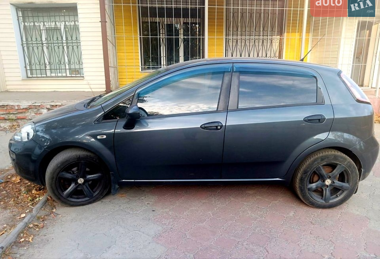 2011 Fiat Punto - мініатюра 24
