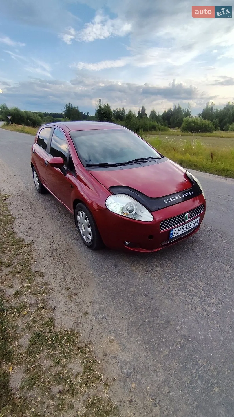 Fiat Grande Punto 2012 VIN ZFA19900000915237 фото оголошення 10 з 20