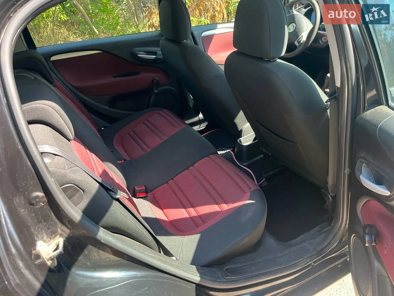 2011 Fiat Punto - мініатюра 14