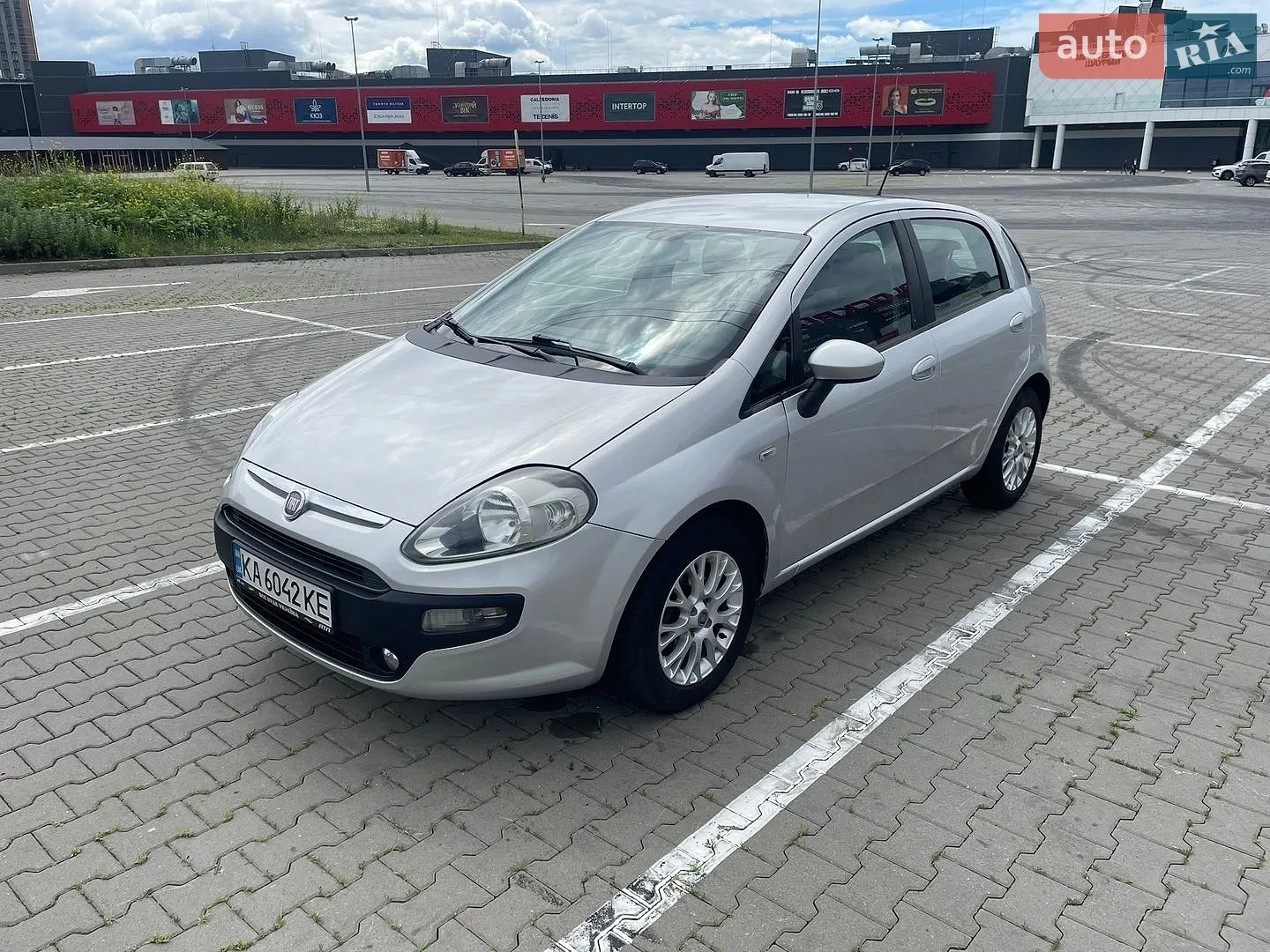 2011 Fiat Punto - мініатюра 3