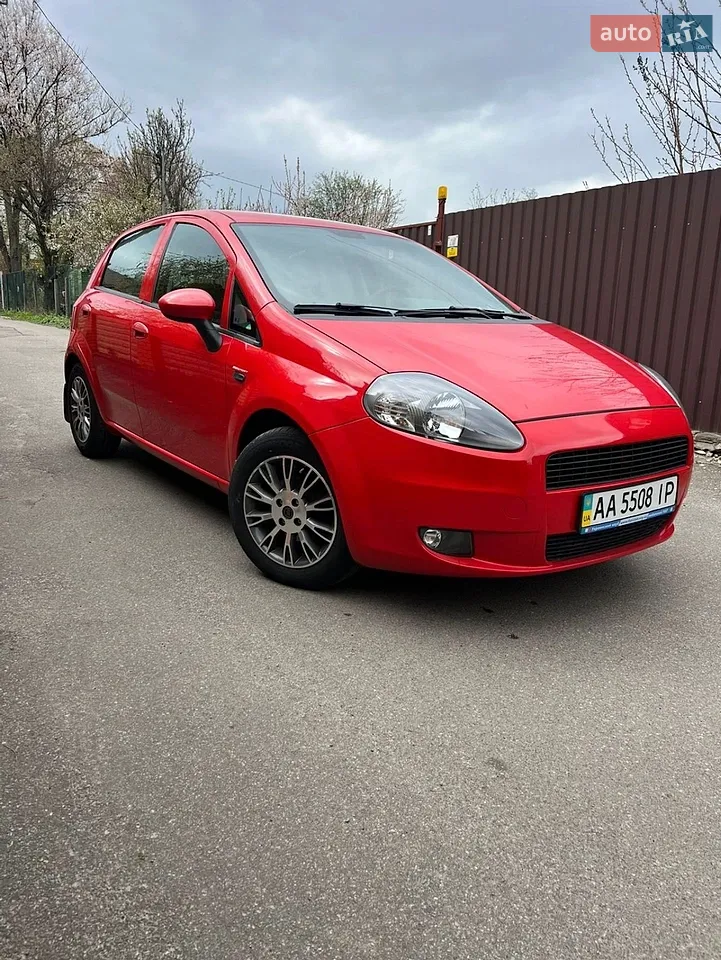 2010 Fiat Punto - мініатюра 14