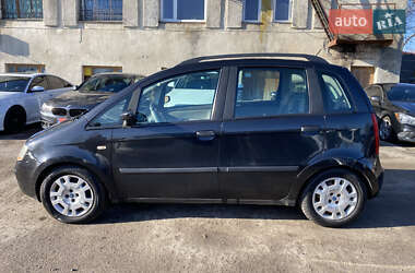 Минивэн Fiat Idea 2004 в 