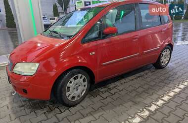Минивэн Fiat Idea 2006 в 