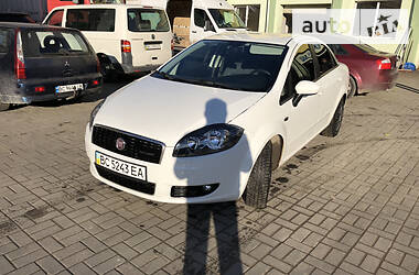 Седан Fiat Linea 2012 в Львове