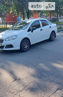 Седан Fiat Linea 2012 в Буче