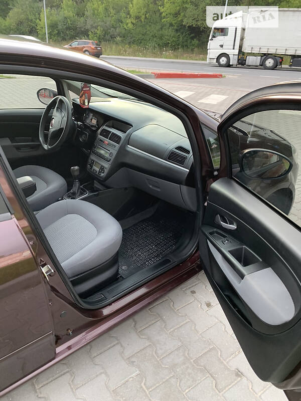 Седан Fiat Linea 2012 в Тернополе
