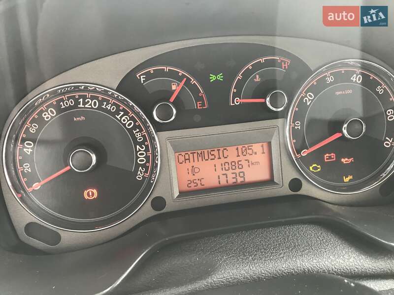 Седан Fiat Linea 2012 в Одесі
