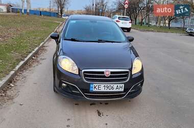 Седан Fiat Linea 2013 в 