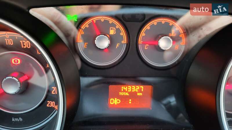 Седан Fiat Linea 2013 в Кривом Роге