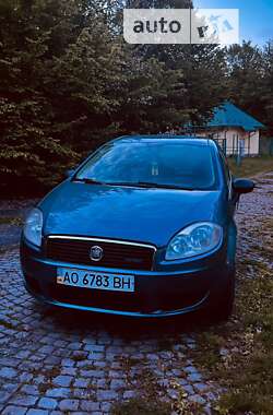 Седан Fiat Linea 2007 в Мукачево