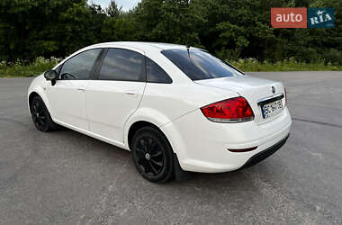 Седан Fiat Linea 2013 в Львове