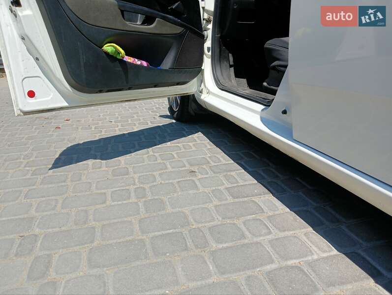 Седан Fiat Linea 2011 в Житомире