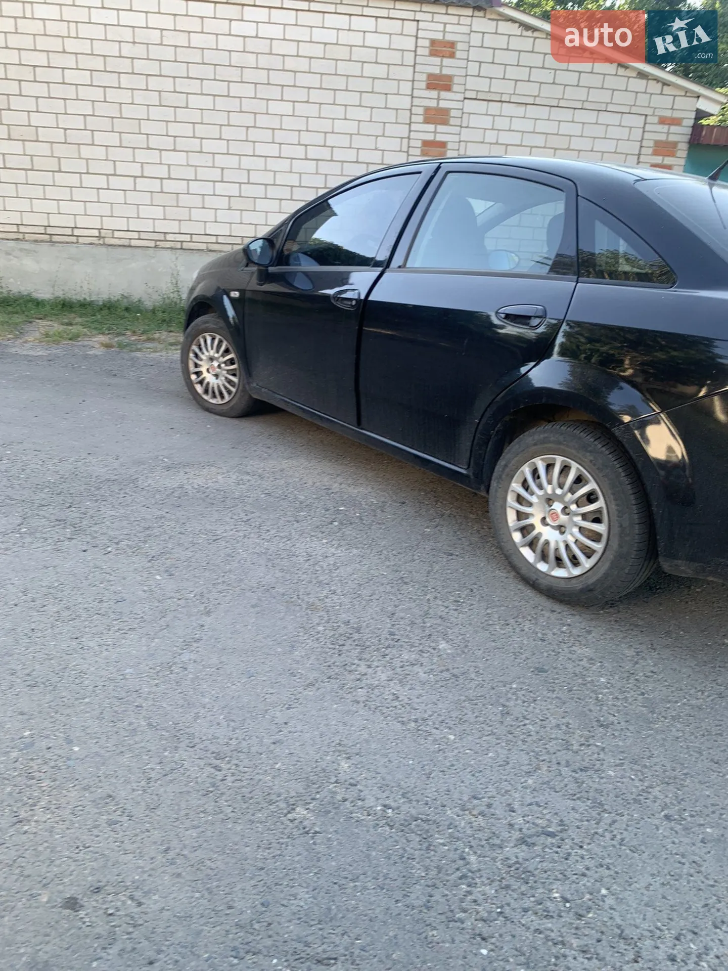 2010 Fiat Linea - мініатюра 8