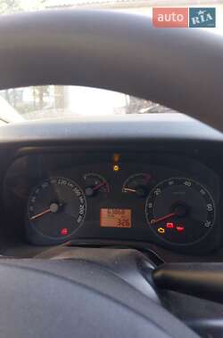 Седан Fiat Linea 2010 в 