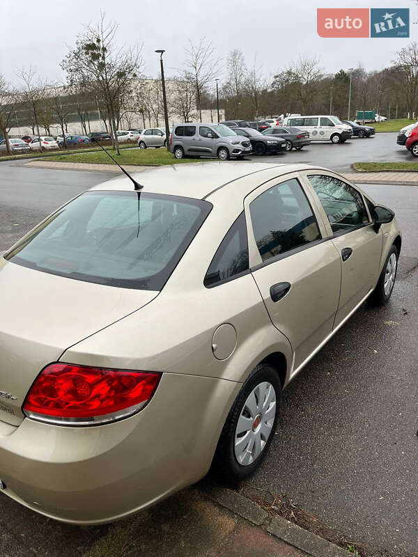 Седан Fiat Linea 2008 в Дрогобыче