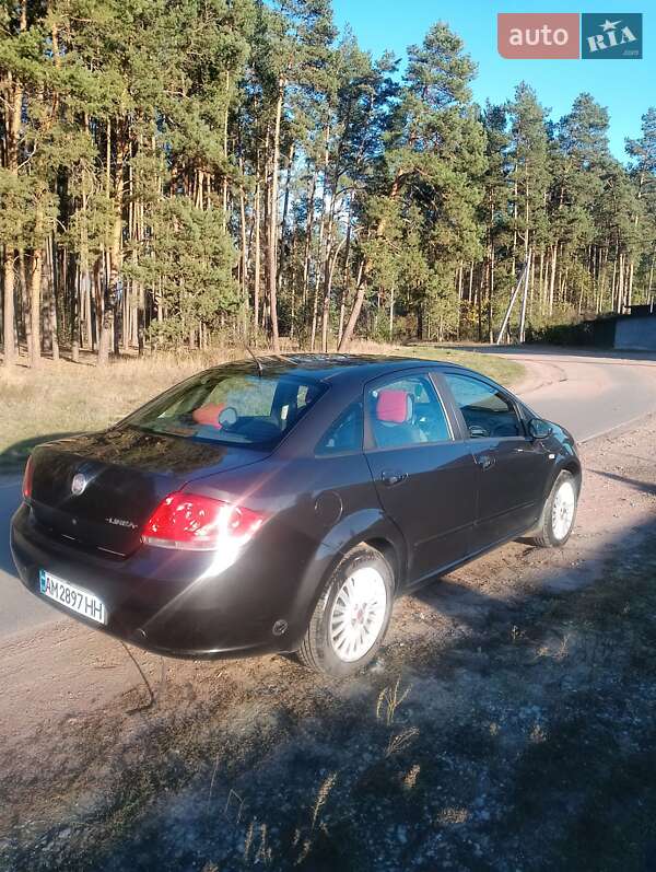 Седан Fiat Linea 2009 в Житомире