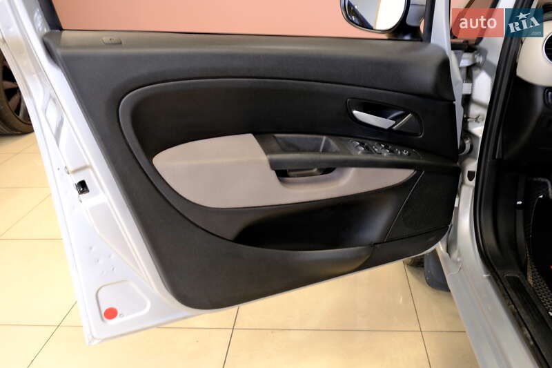 Седан Fiat Linea 2014 в Одесі