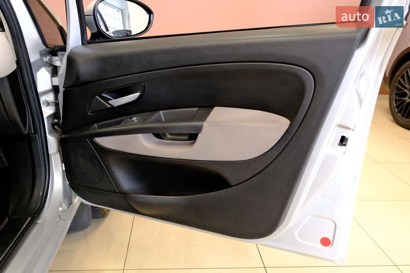 Седан Fiat Linea 2014 в Одесі