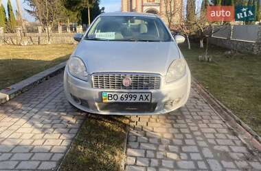Седан Fiat Linea 2012 в 