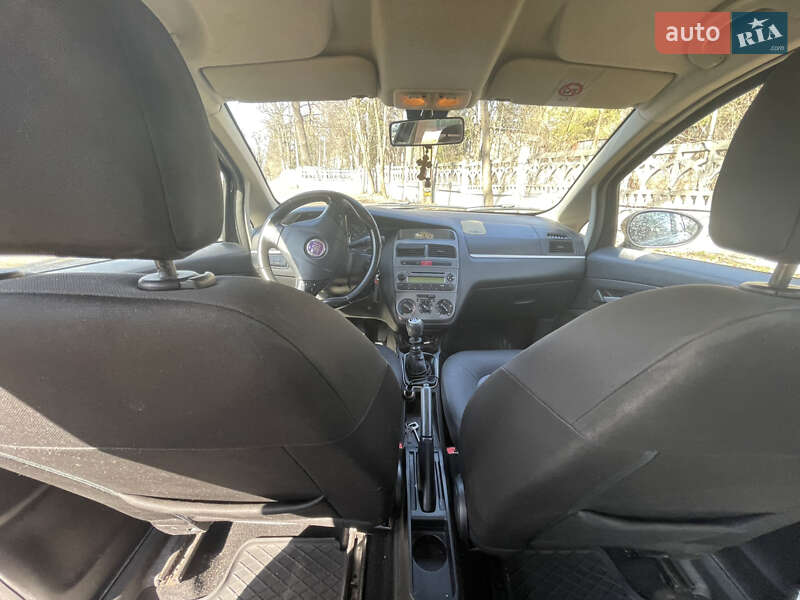 Седан Fiat Linea 2008 в Горенке