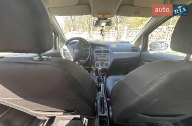 Седан Fiat Linea 2008 в 