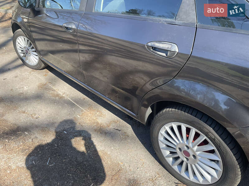 Седан Fiat Linea 2008 в Горенке