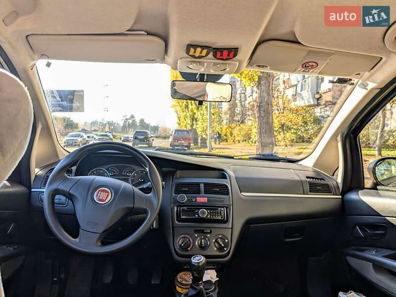 Седан Fiat Linea 2012 в Києві