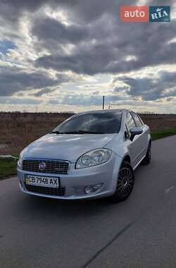 Седан Fiat Linea 2012 в 
