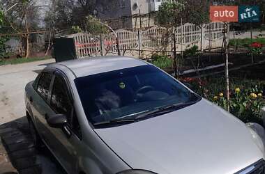 Седан Fiat Linea 2013 в 